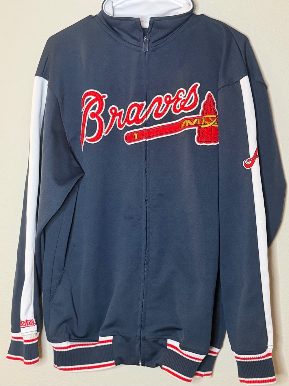 Atlanta Braves Zip Up Track Style Jacket Coat MLB Stitches Large